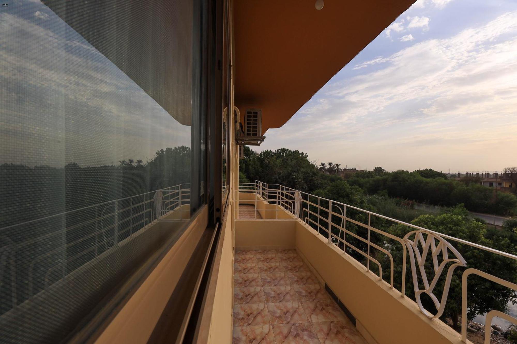 Luxor View Hostel Exterior photo