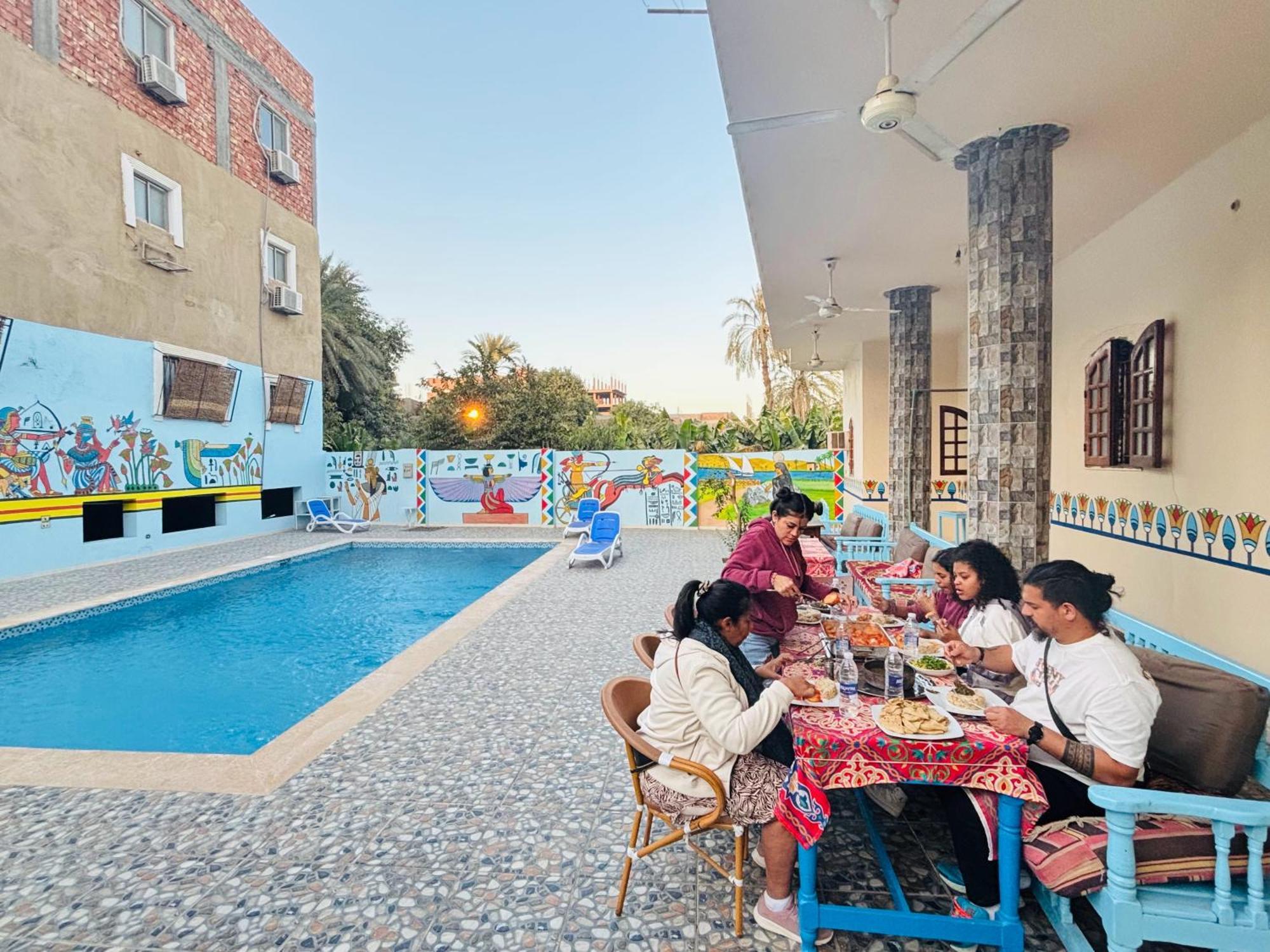 Luxor View Hostel Exterior photo